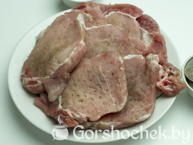 Отбивные из свинины в сырном кляре Отбивание сделаем мясо ещё более сочным, нежным и вкусным